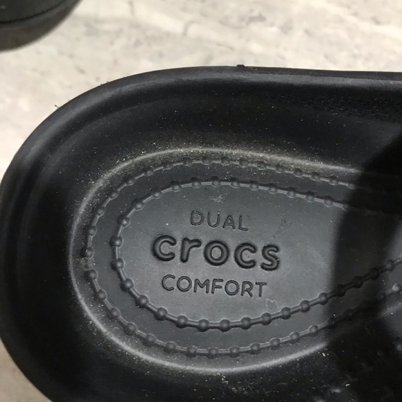 Crocs Closed Sandals with Strap - Picture 8 of 8